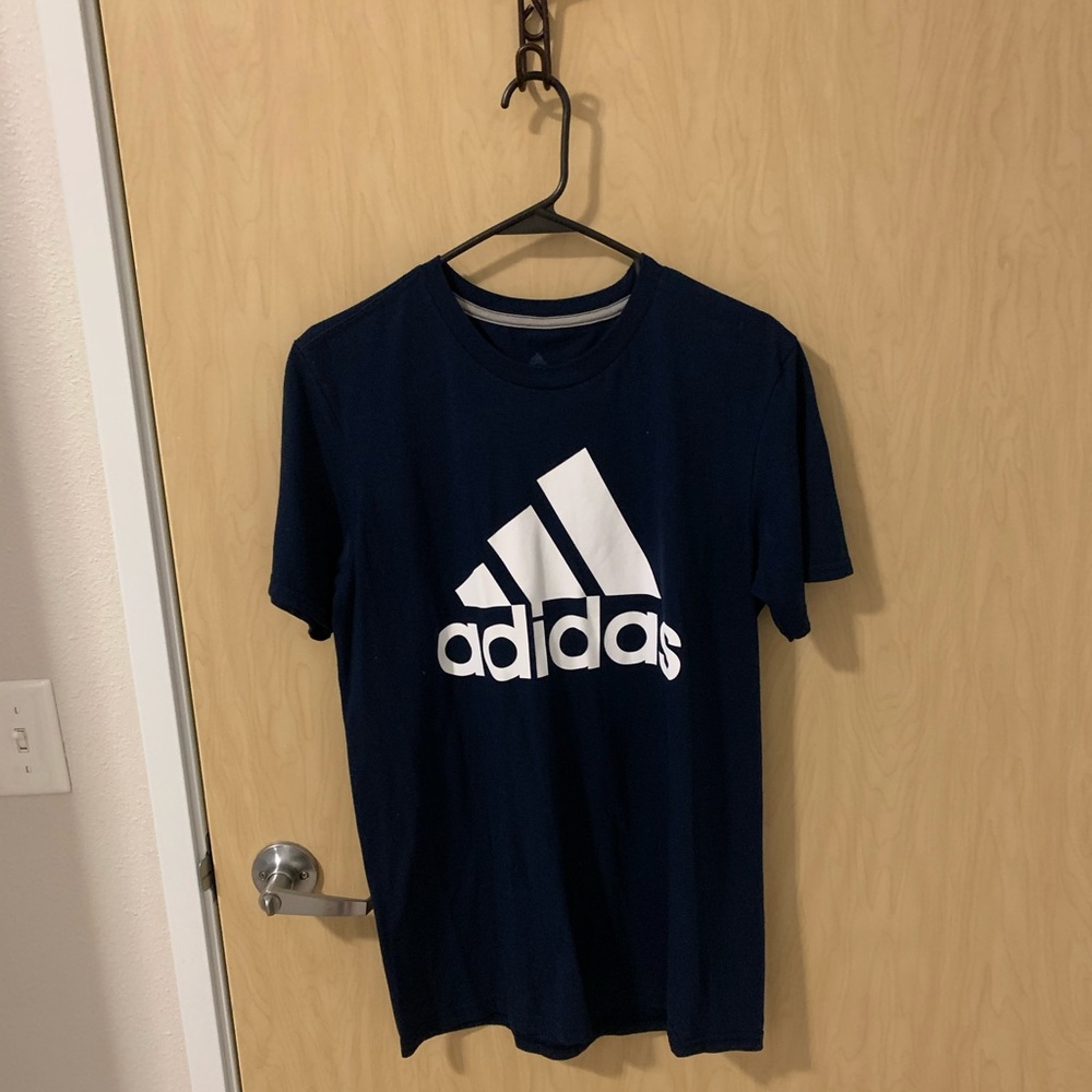 Adidas T-shirt